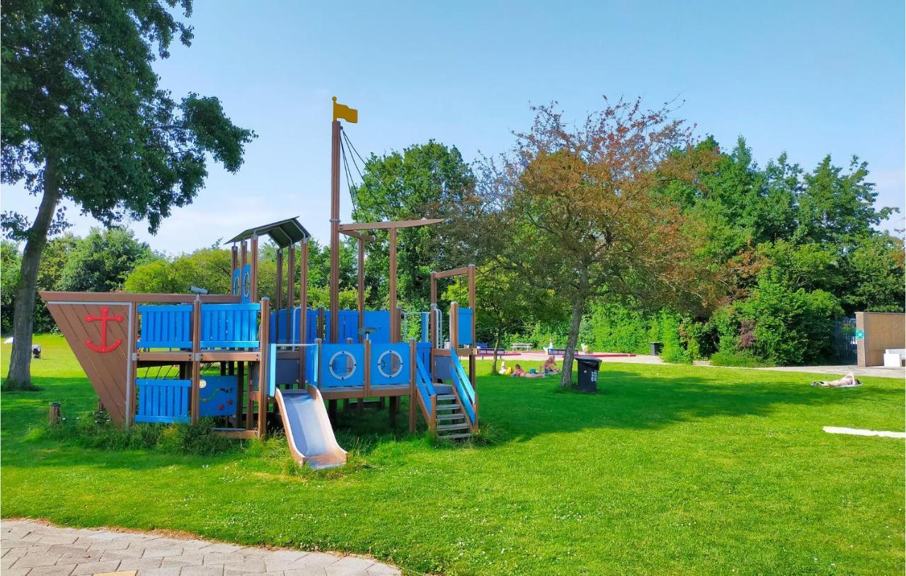 Stunning In With 2 Bedrooms, Wifi&outdoor Swimming Pool