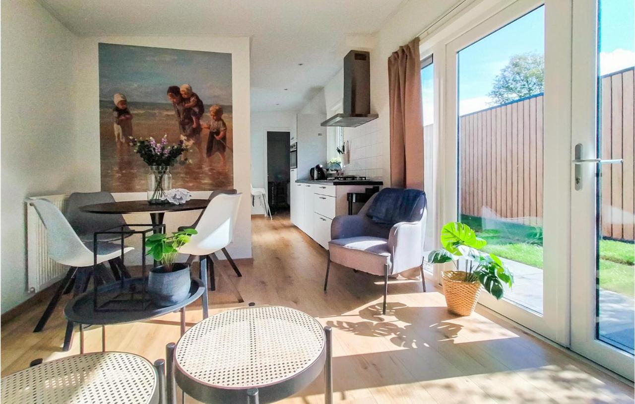 Stunning In With 2 Bedrooms, Wifi&outdoor Swimming Pool *